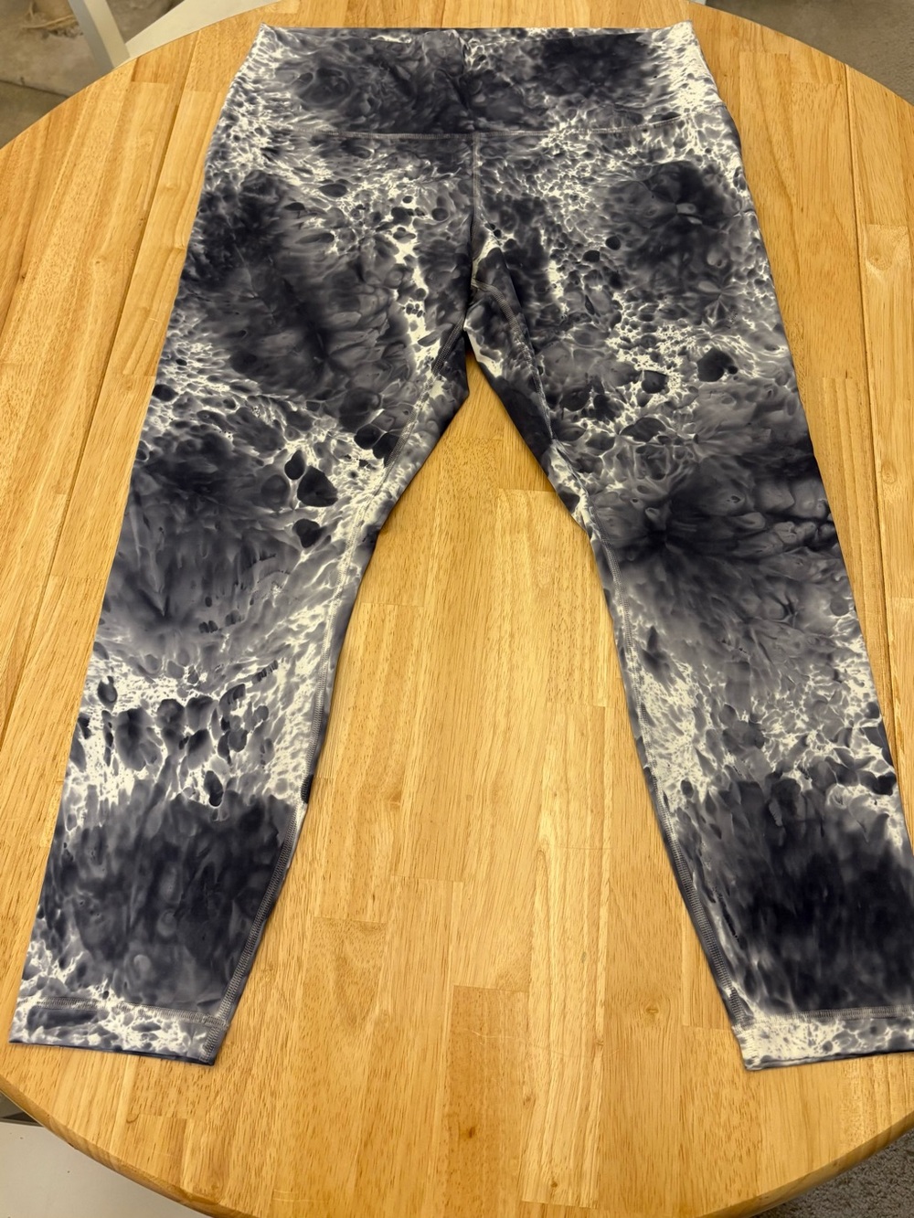 lululemon athletica Dark Blue/Grey & White Marble-Effect Leggings Vintage